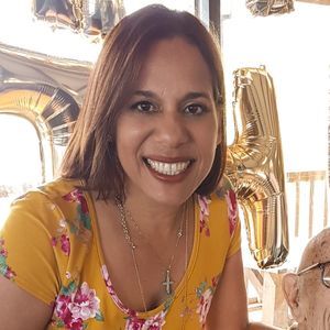 Meet your Posher, Glorimar